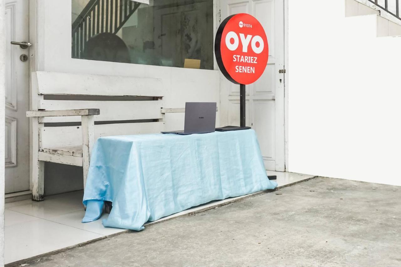 Super Oyo 91074 Stariez Senen Syariah Jacarta Exterior foto