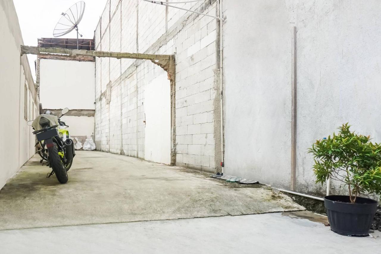 Super Oyo 91074 Stariez Senen Syariah Jacarta Exterior foto