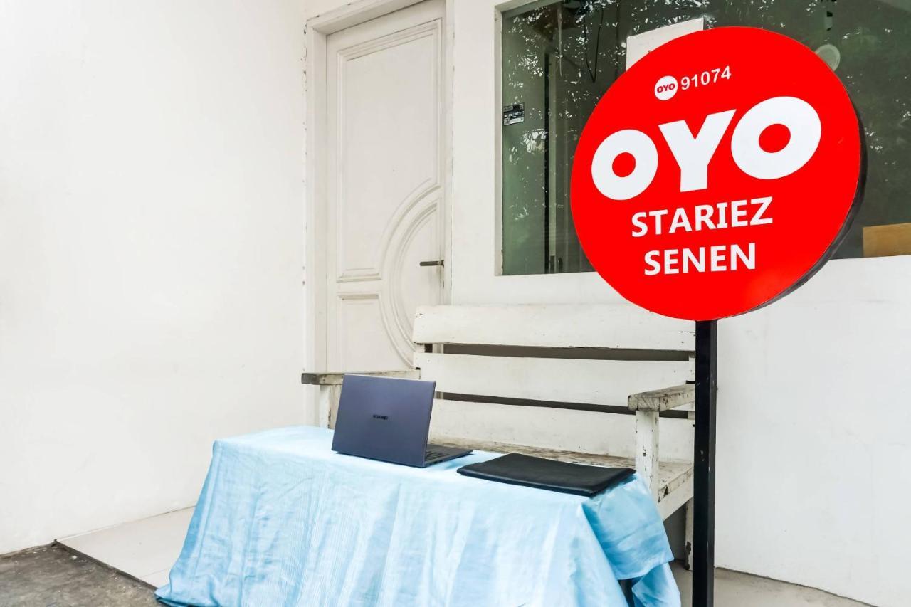 Super Oyo 91074 Stariez Senen Syariah Jacarta Exterior foto